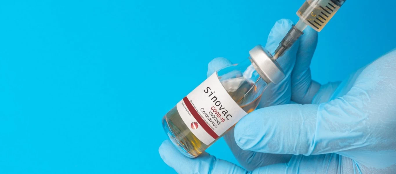 Η Χιλή παρέλαβε νέα παρτίδα δόσεων του εμβολίου της Sinovac